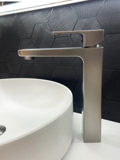 Смеситель для раковины AltroBagno Lamberto 010224 GrMt